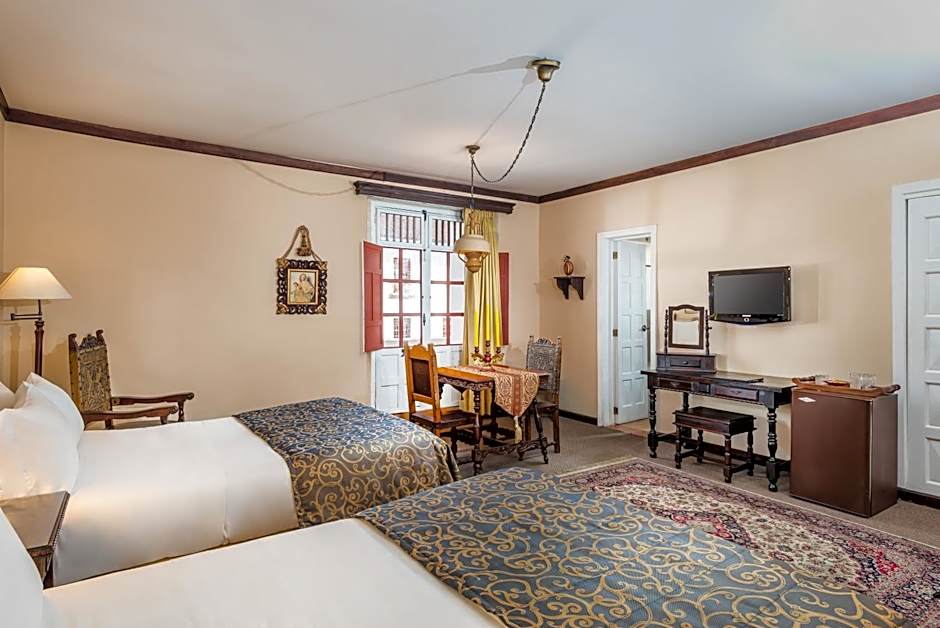 Hotel Dann Monasterio