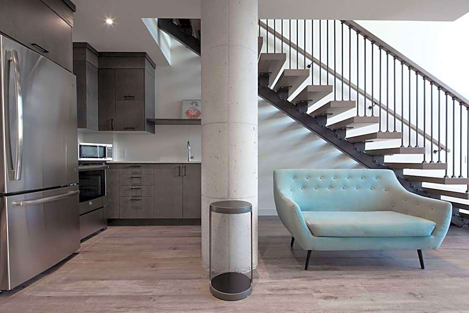 Canvas Moncton Tapestry Collection by Hilton