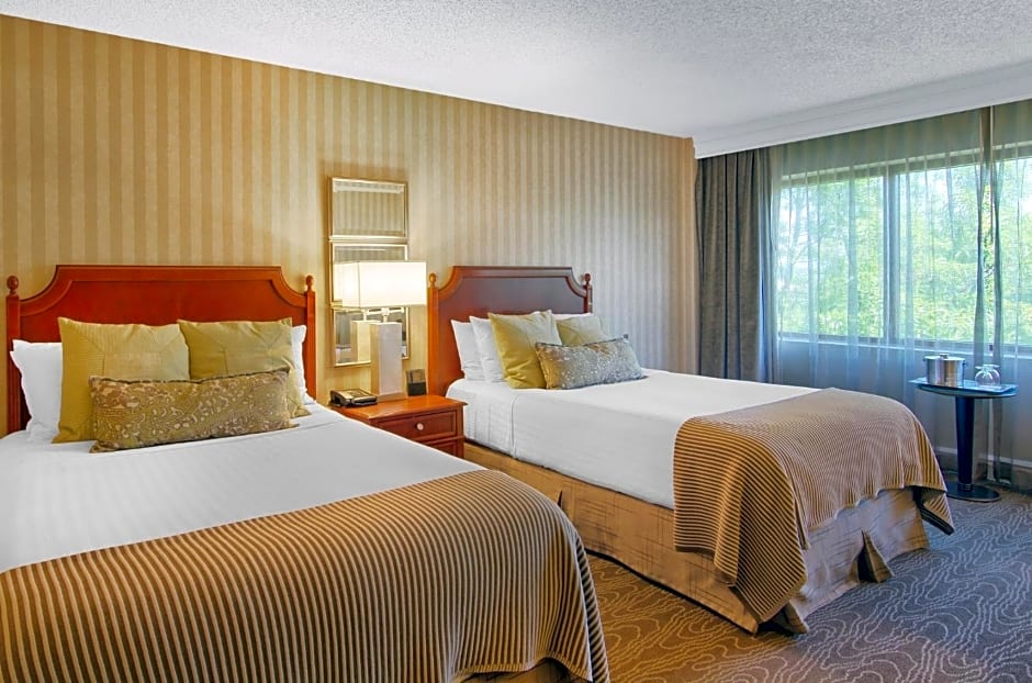 Omni Charlottesville Hotel
