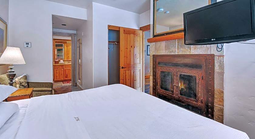 Mountain Lodge Telluride