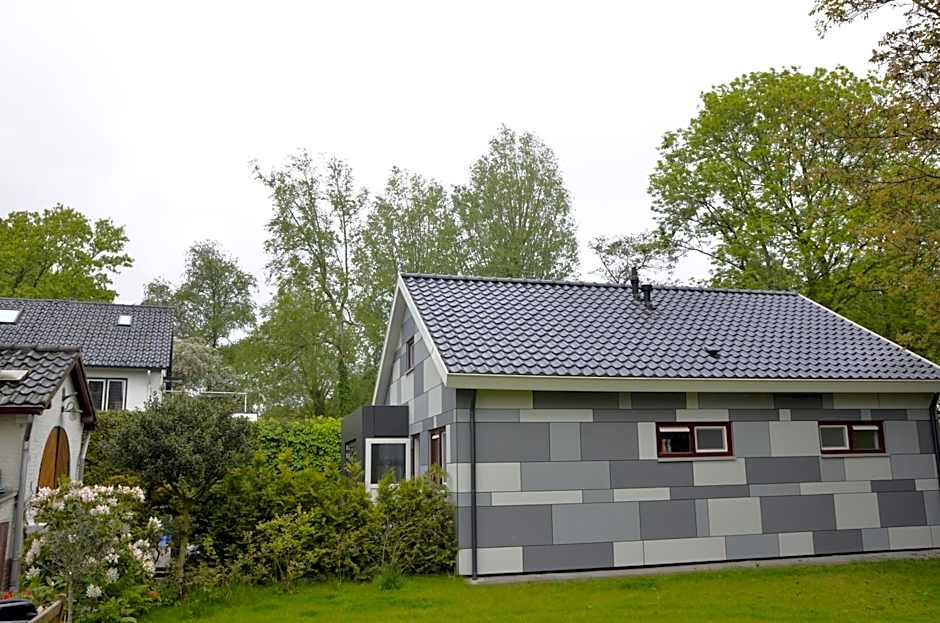 DINOS Bed&Breakfast - Whole Guesthouse