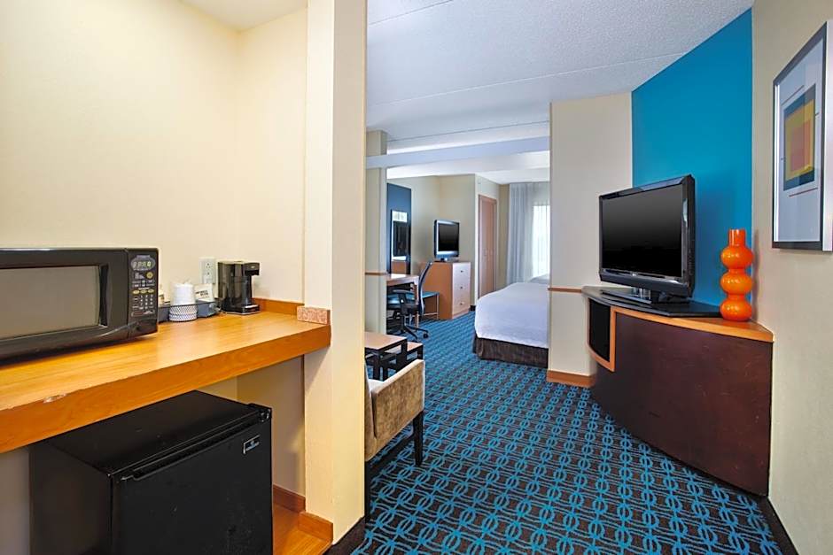 Fairfield Inn & Suites by Marriott Lexington North