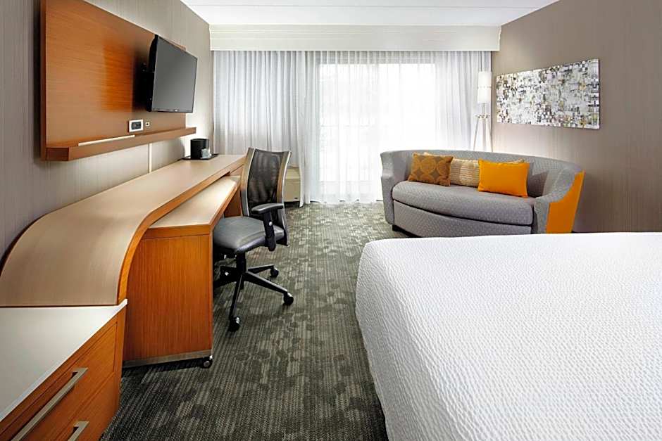 Courtyard by Marriott State College