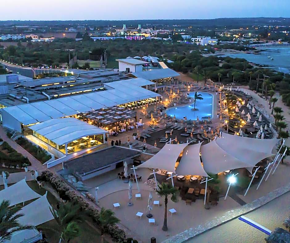 Asterias Beach Hotel