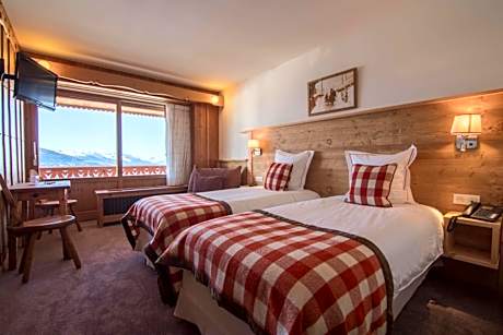 Triple Room with Bath