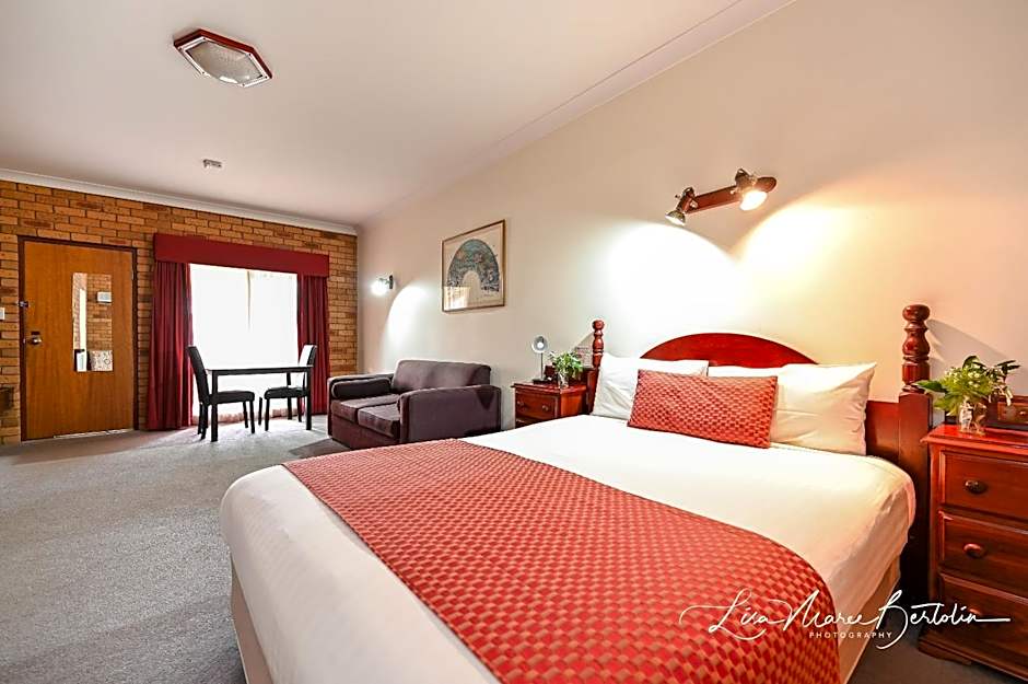 Narrandera Club Motor Inn