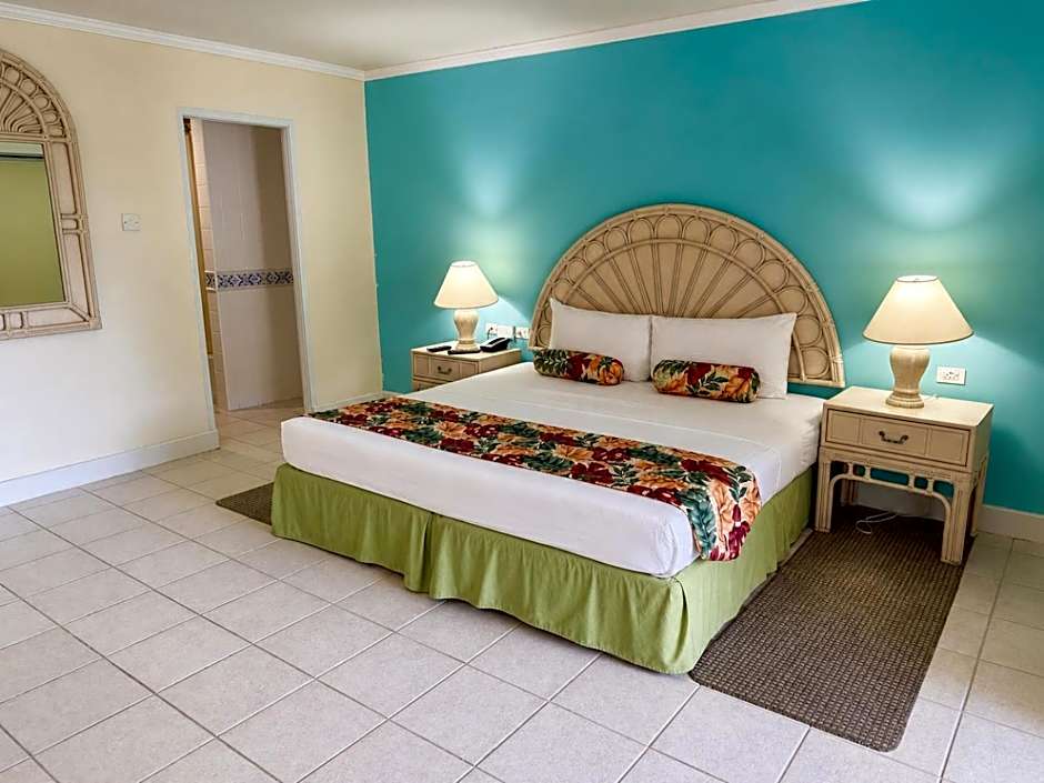 Sunbay Hotel- Daily Breakfast & Beach Access Included