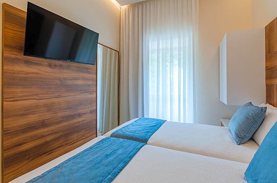 Avenida Park Residence