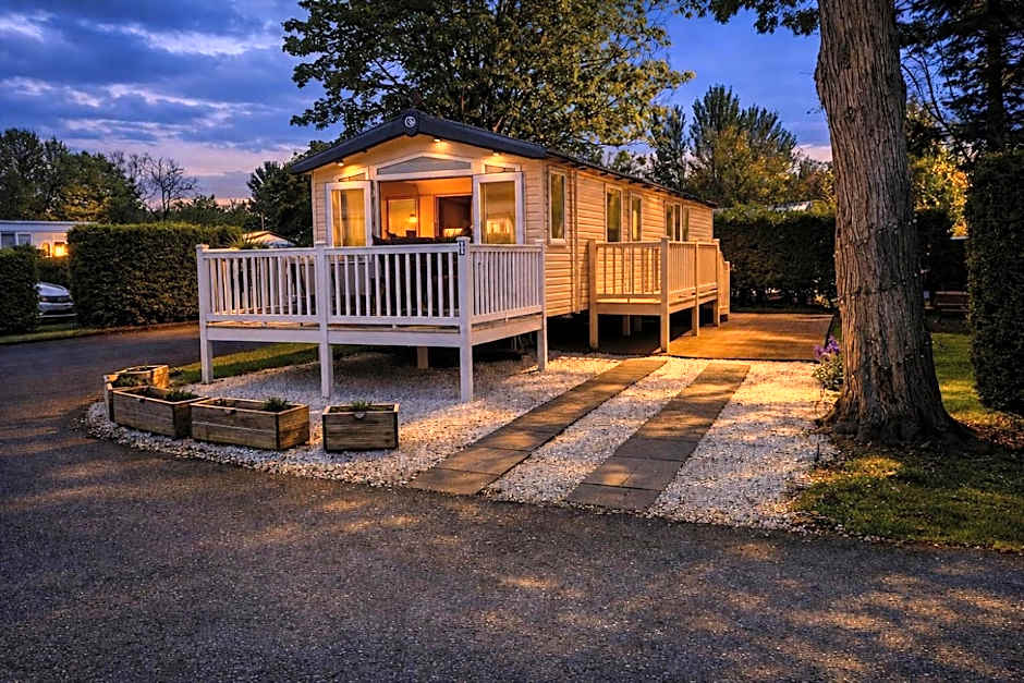 Prestige Static Caravan on 5 Star Holiday Park