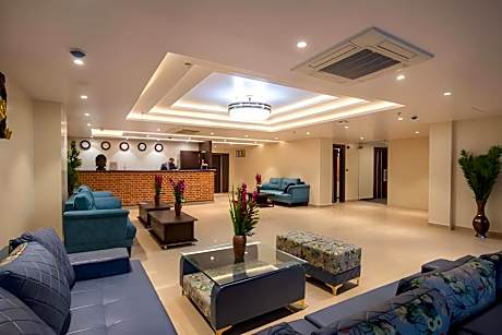 Hotel Palm International