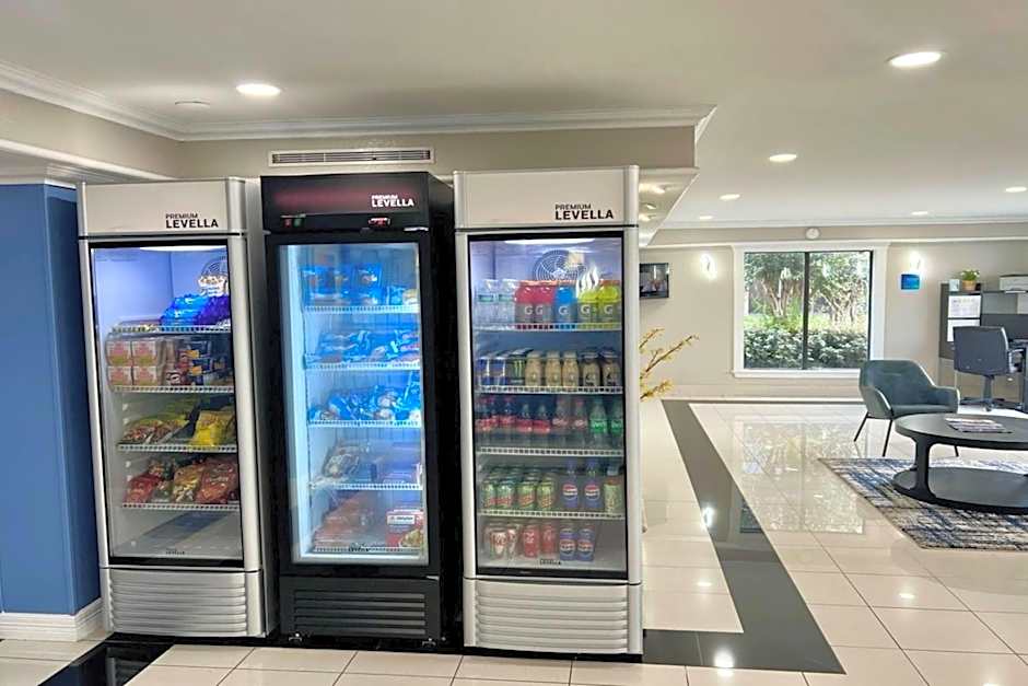 Days Inn by Wyndham Houston