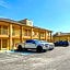 Bonita Lakes Inn