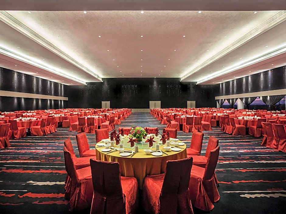 Pullman Miri Waterfront