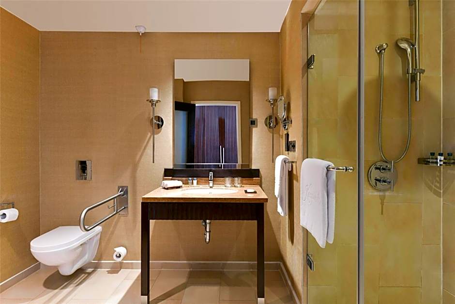 Kempinski Hotel Gold Coast City