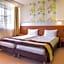 Hotel Forum - Free Parking for cars
