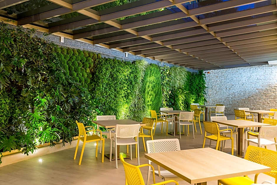 Hotel El Dorado Bogota
