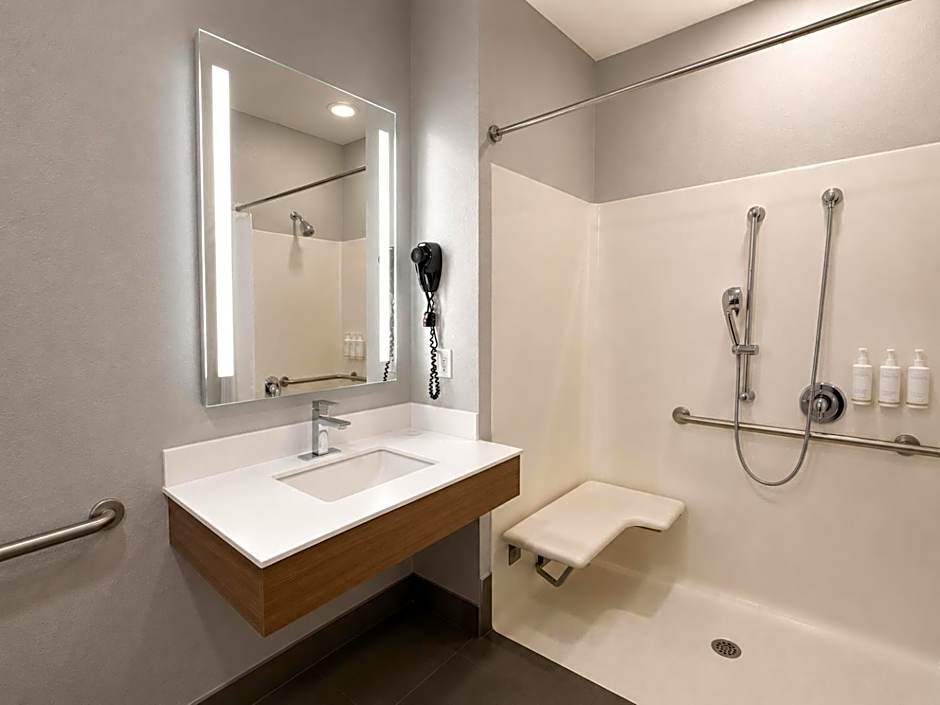Microtel Inn & Suites By Wyndham Macon