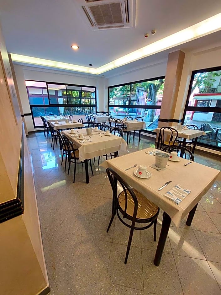 Vinsea Hotel
