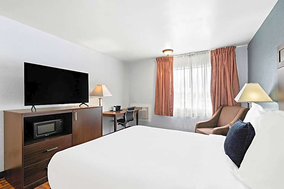 Red Lion Inn & Suites Yakima