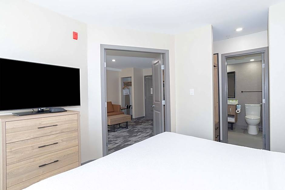 Sandman Hotel & Suites Regina