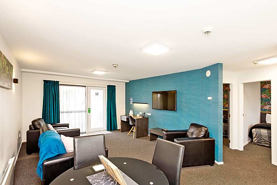 Balmoral Lodge Motel