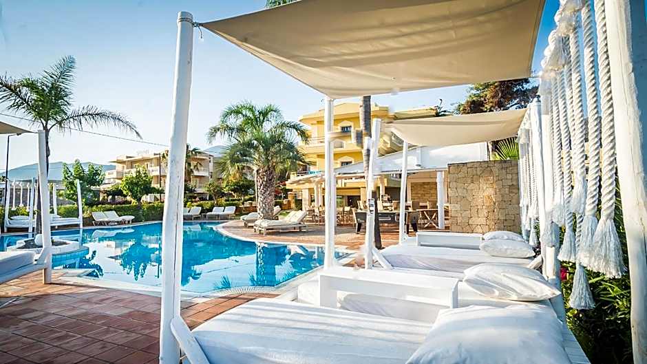 Parthenis Hotel & Suites