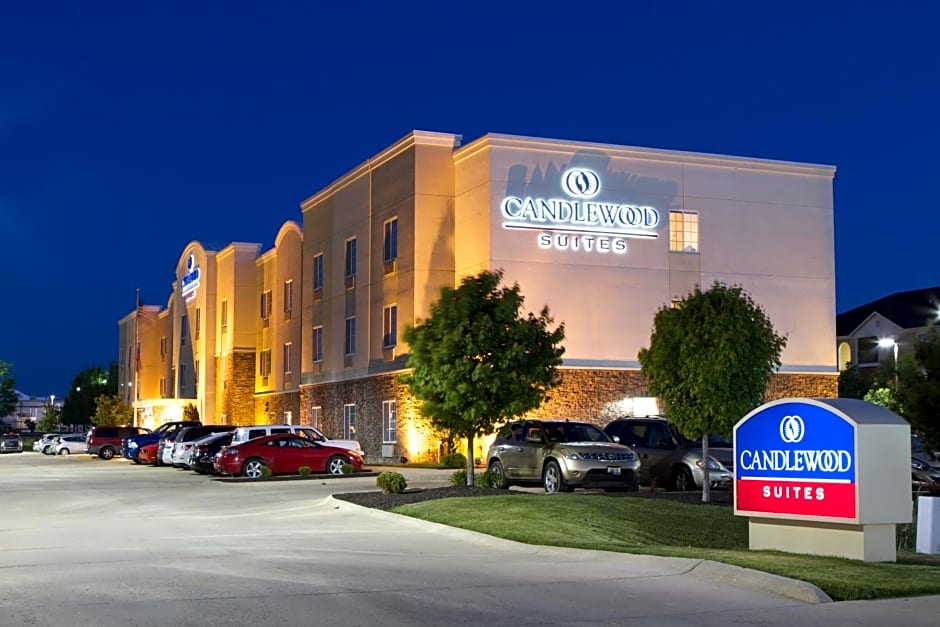 Candlewood Suites Champaign-Urbana University Area, an IHG Hotel