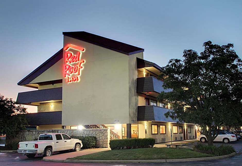 Red Roof Inn St Louis - Westport/ Maryland Heights