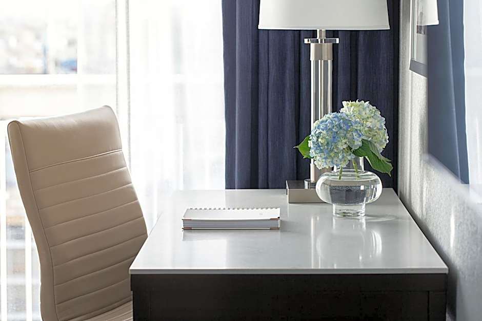 Chelsea Hotel Toronto