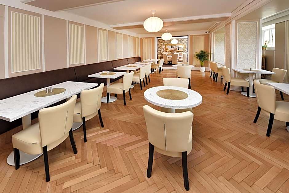 APLEND Hotel Lujza Major