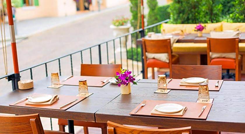 Town Square Suite by Toscana Valley