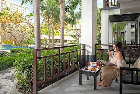 Premium Villa with Garden View