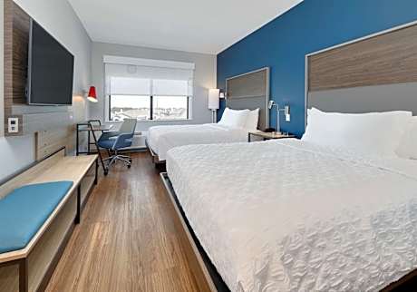 Queen Room with Two Queen Beds