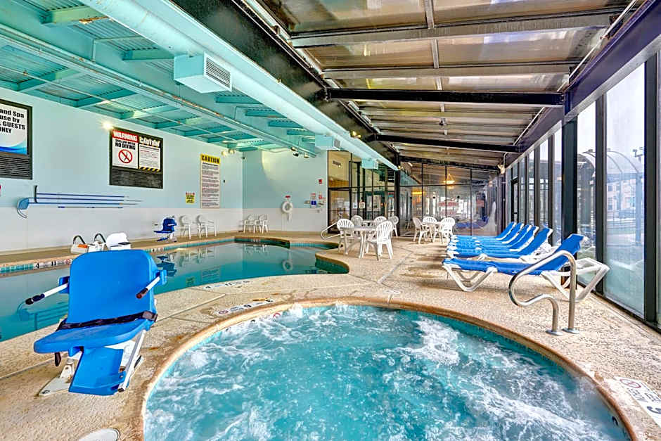 Quality Hotel & Suites At The Falls
