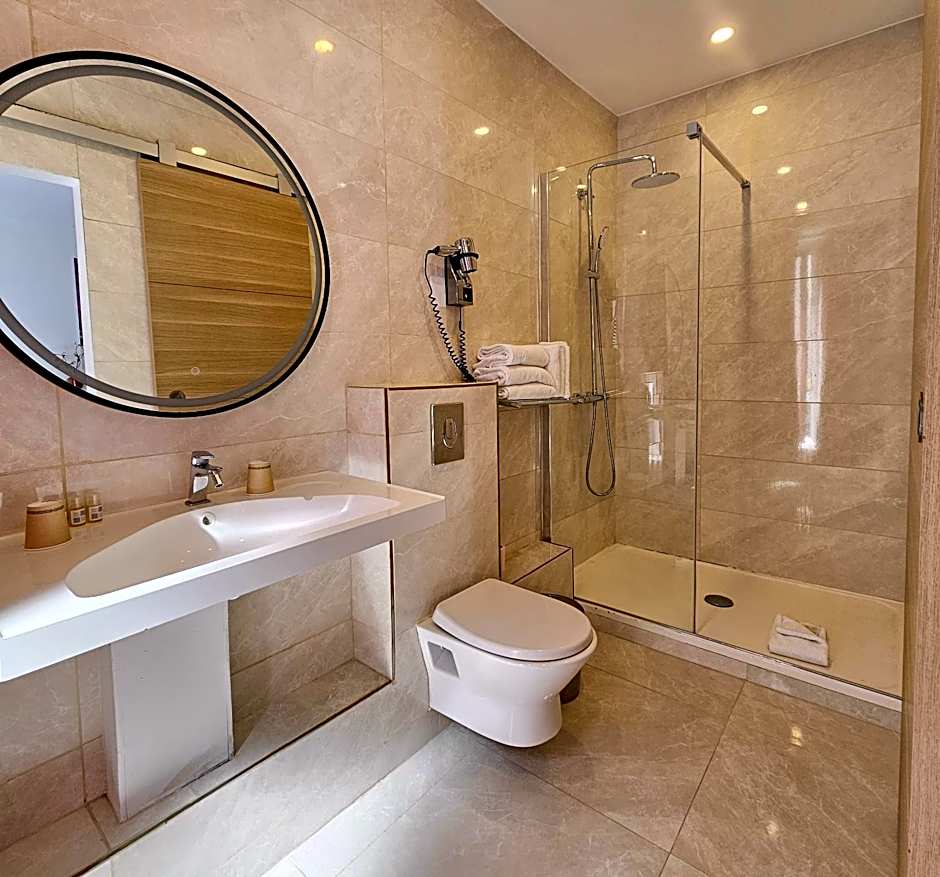Hotel Le Twelve
