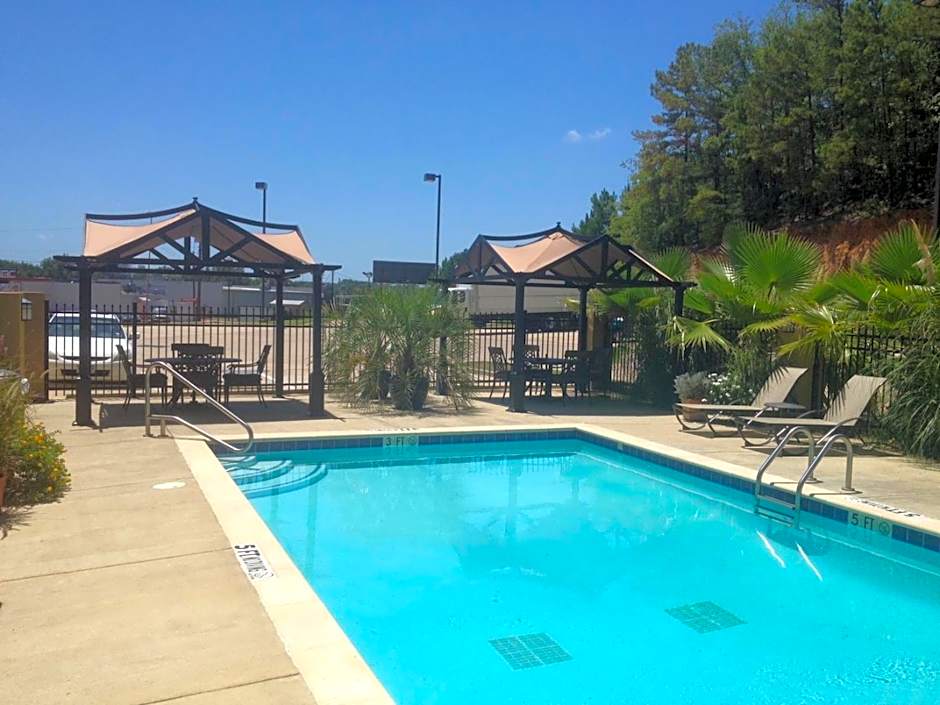 Baymont by Wyndham Henderson