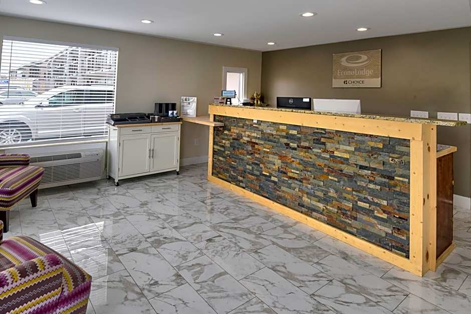 Econo Lodge Sevierville-Pigeon Forge on the River