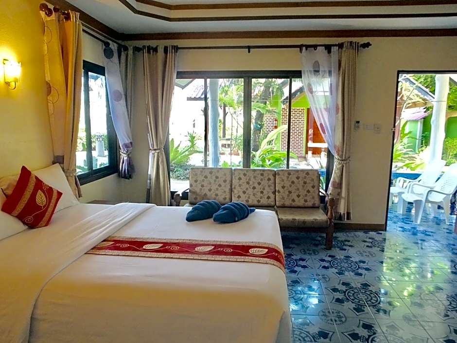 Photo 1 of 18 of Deluxe, Pool View