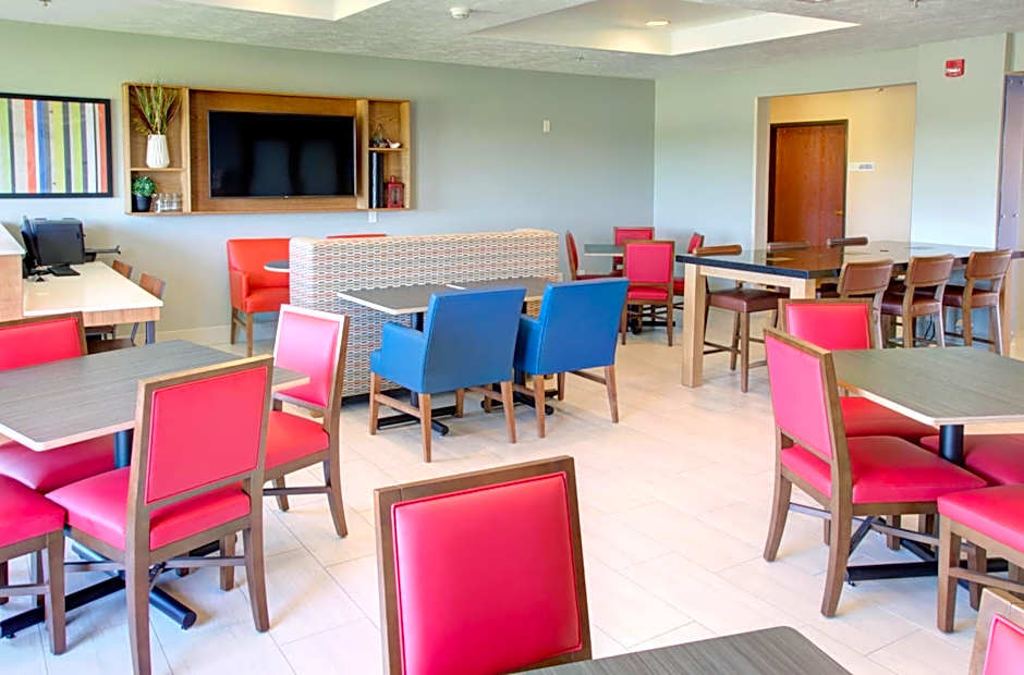 Holiday Inn Express Hotel & Suites Le Mars By IHG