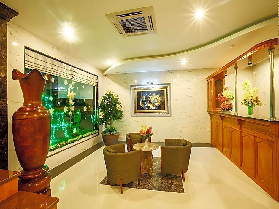 Long Bao Chau Hotel