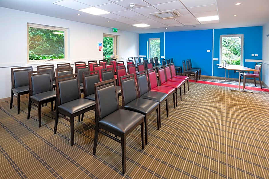 Holiday Inn Express Exeter East By IHG