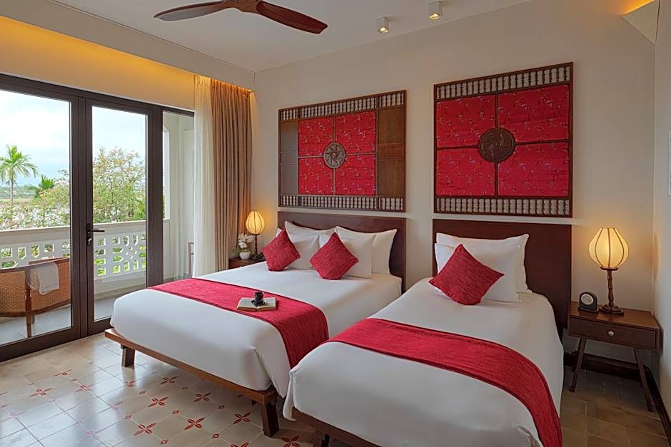 Photo 1 of 6 of Deluxe Grand, River View