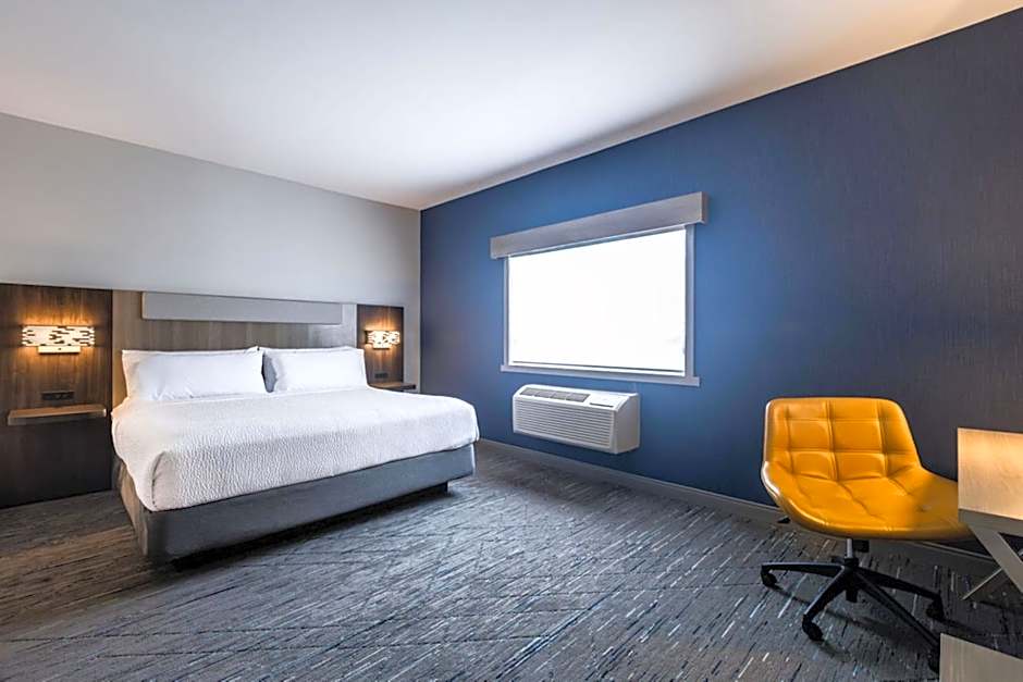 Holiday Inn Express Calgary South By IHG