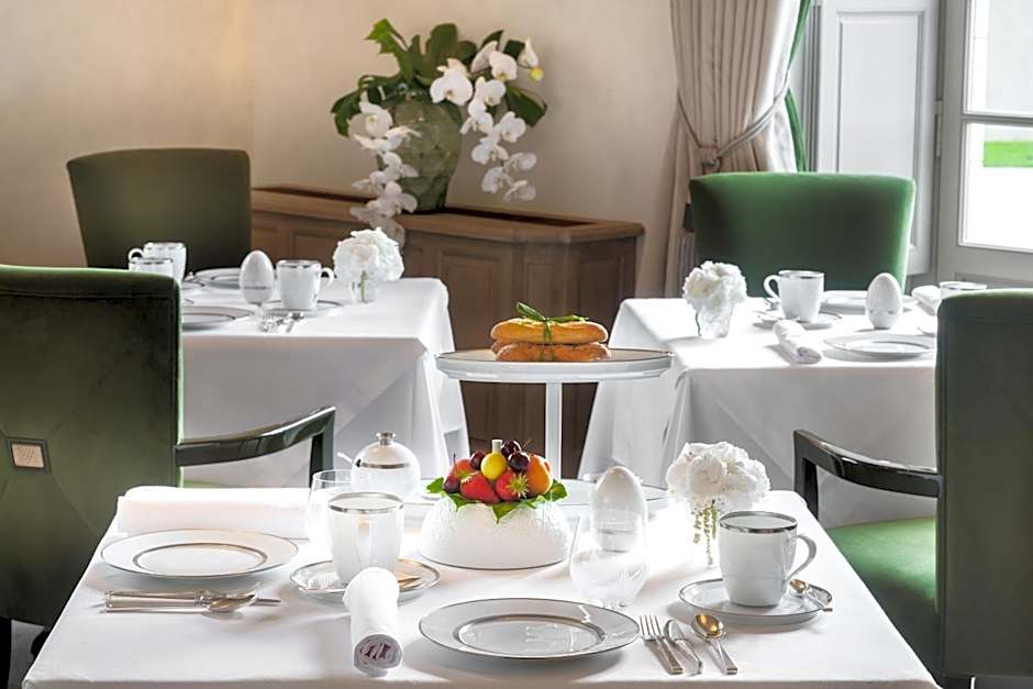 Château Lafaurie-Peyraguey Hôtel & Restaurant LALIQUE