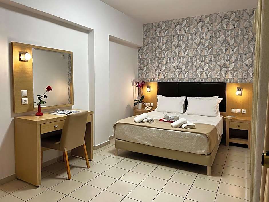 Caravel Hotel Apartments