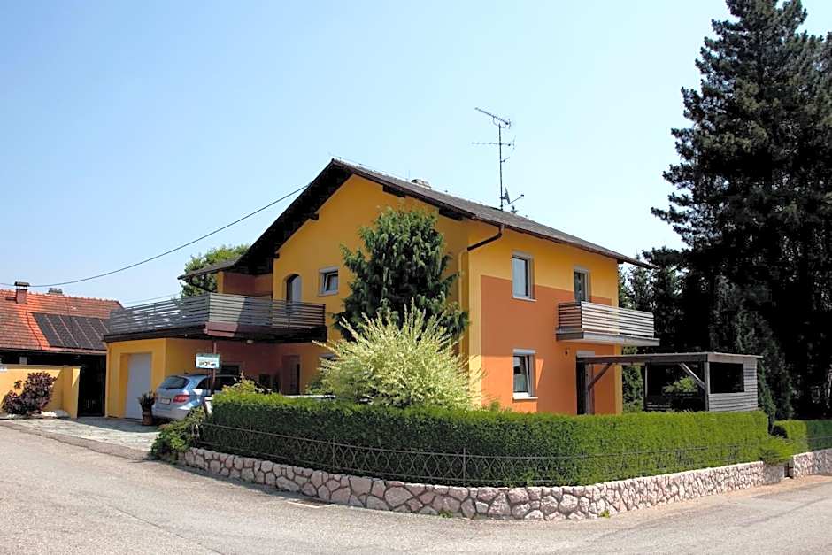 Gästehäuser Anni Ehrndorfer