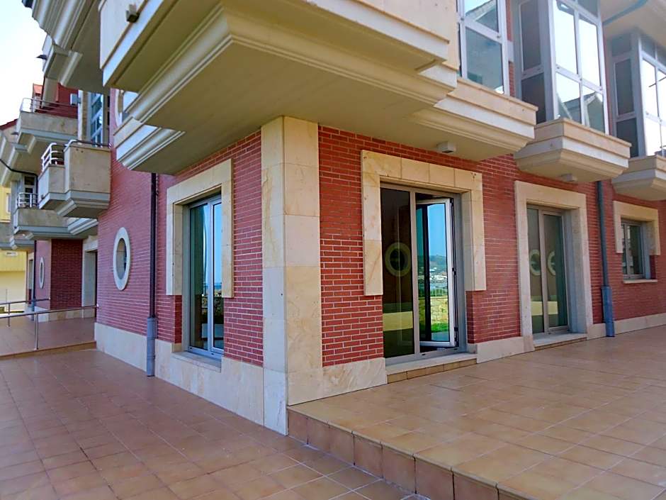 Hotel Marítimo Ris con garaje