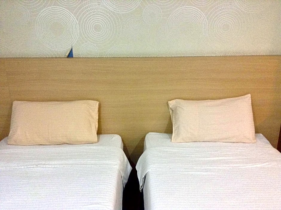 Maxim Hotel Kota Kinabalu