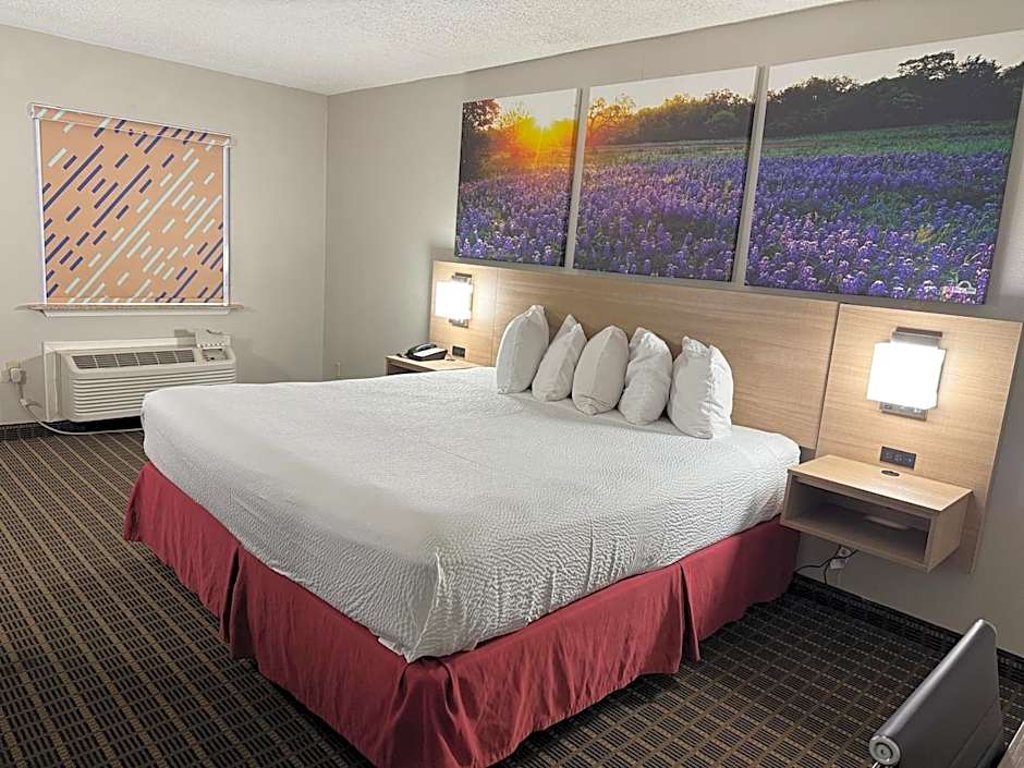 Days Inn by Wyndham San Antonio Interstate Hwy 35 North