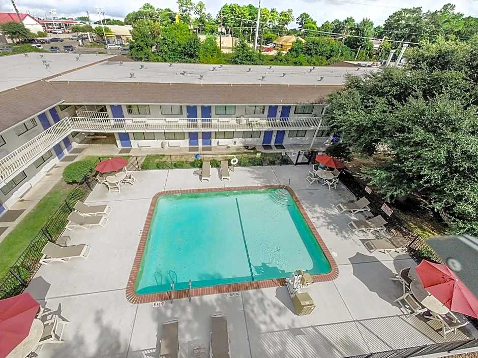 Motel 6-Huntsville, TX